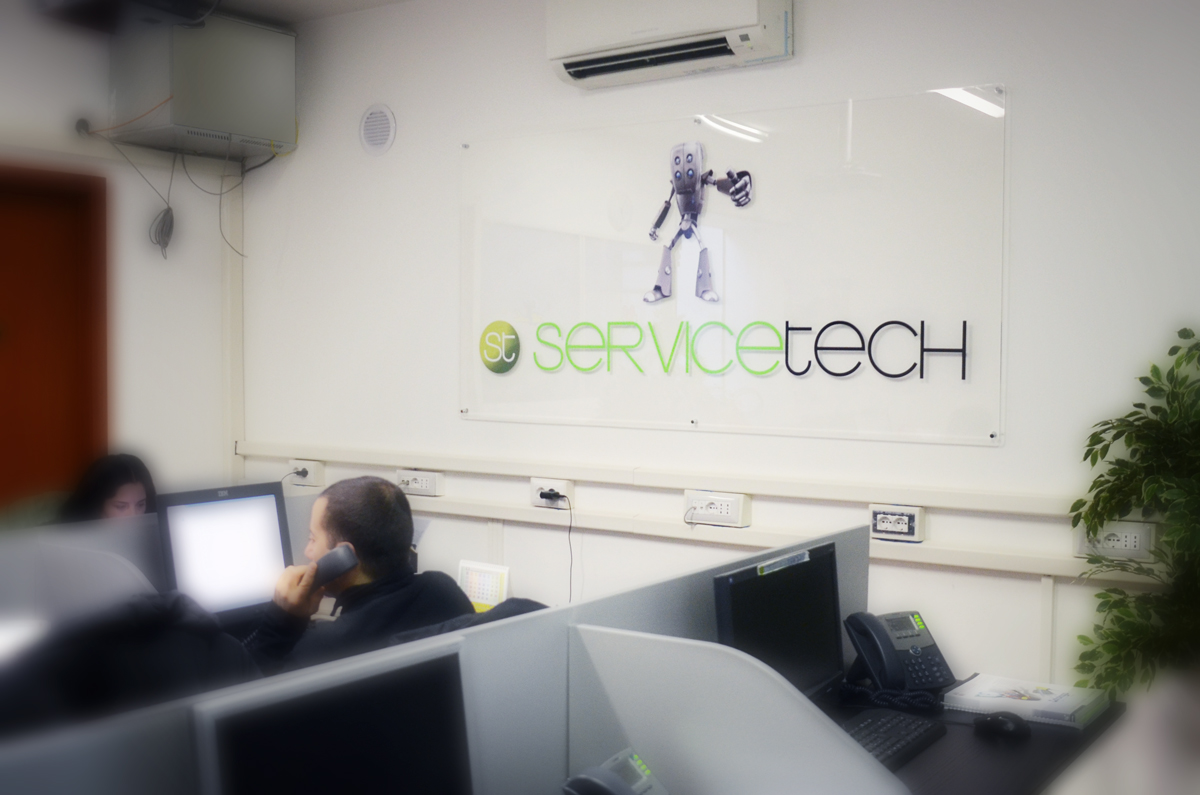 Service Tech Targa by Maniac Studio
